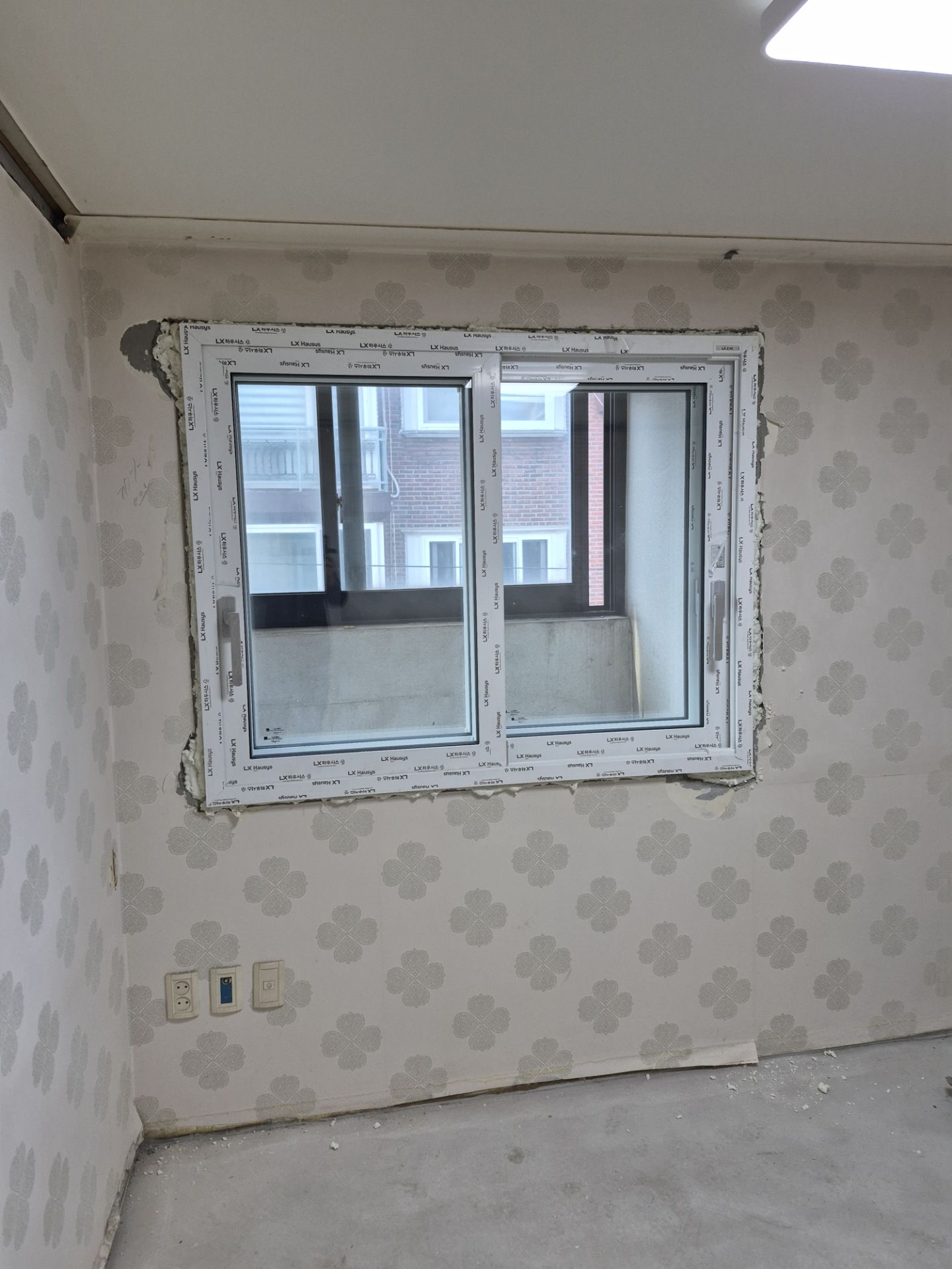 서대문 거북골로22길34 황제빌딩